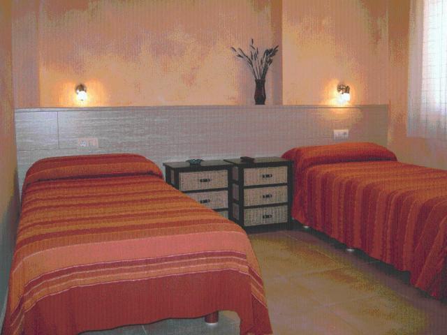 Hostal Valle Del Iregua Albelda De Iregua Dış mekan fotoğraf